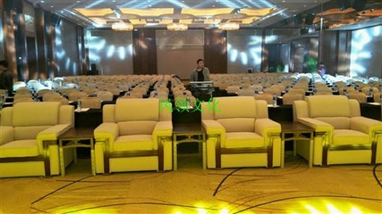 深圳桌椅租賃 一站式解決方案，助力專(zhuān)業(yè)會(huì)議與展覽服務(wù)